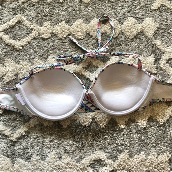 Xhilaration large strapless bikini push up top - Picture 6 of 9